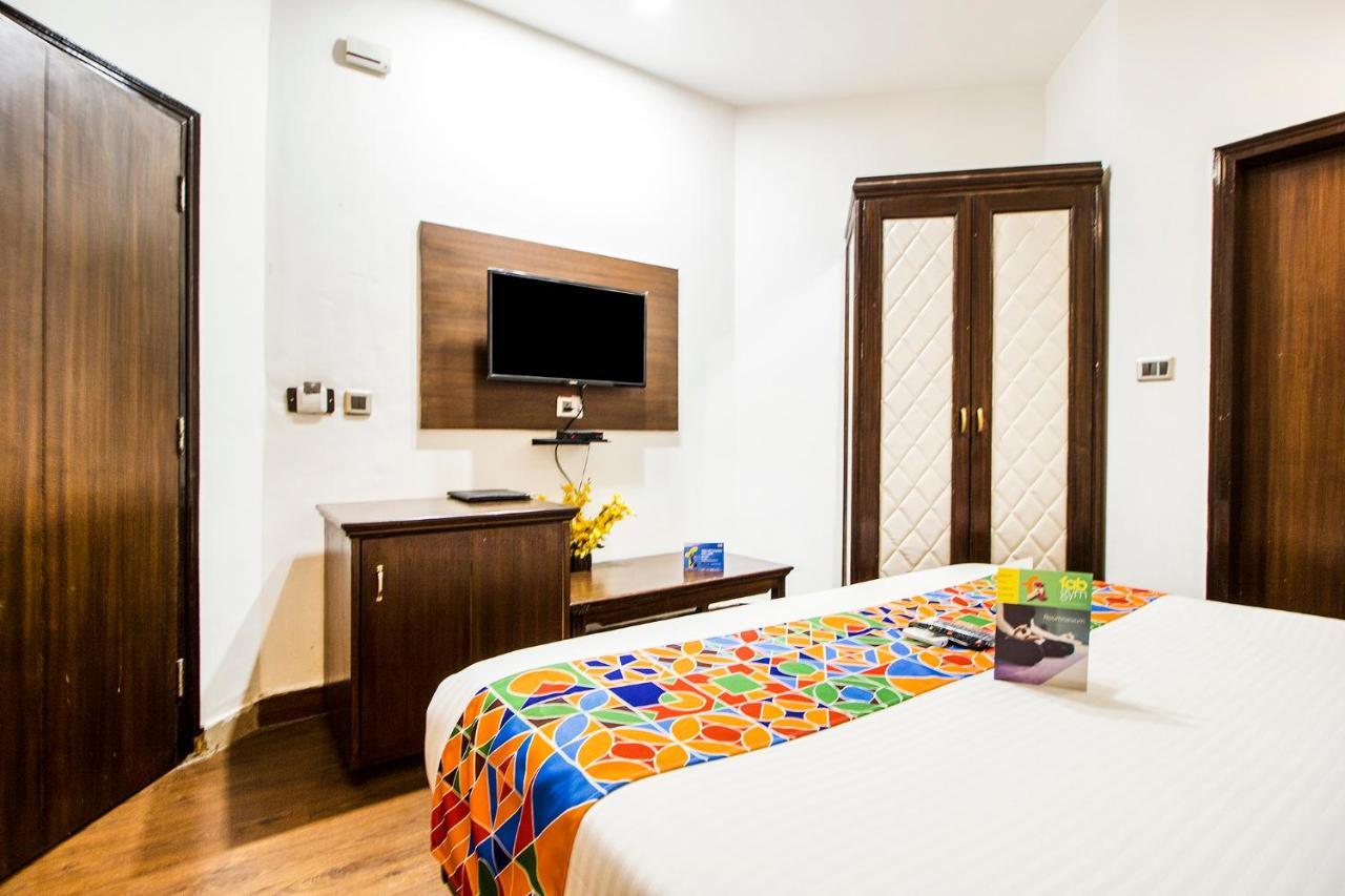 Fabhotel Le Monarque Chandīgarh Exterior foto